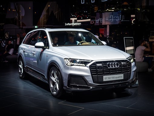 Audi Q7Porsche Inter Auto