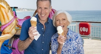 MARY BERRY DELI NASVETE