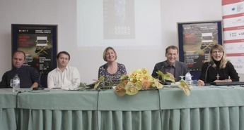 Petkove novinarske konference in spremljevalni program