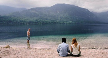 V sredo, 21. oktobra, ob 21:00 premiera celovečernega filma Nikoli nisva šla v Benetke