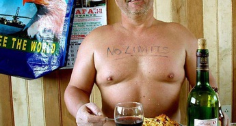 Vabljeni na premiero filma Mož, ki je premagal Amazonko