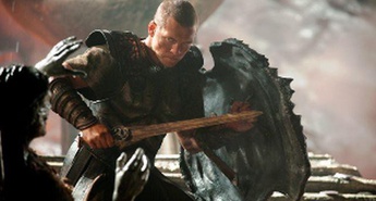 Vam predstavlja film SPOPAD TITANOV