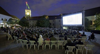 Kinodvorov letni kino na Ljubljanskem gradu, od 26. julija do 18. avgusta 2012