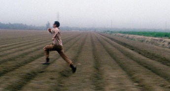 Dobitnik srebrnega leva za režijo na festivalu v Benetkah prihaja na platno Kinodvora