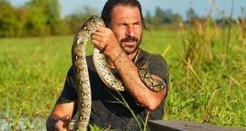 MOJSTER PREŽIVETJA: MOGOČNI MEKONOG