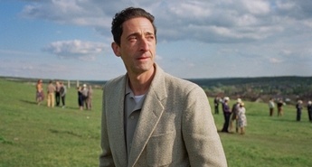 BRUTALIST NAVDUŠUJE V KINIH