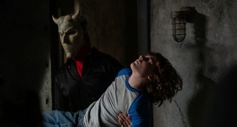 Telefon je izklopljen. A vseeno zvoni