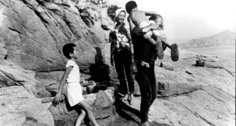 Japonski trojček v Kinodvoru