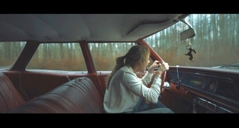 ZBIRALEC DUŠ (Longlegs)