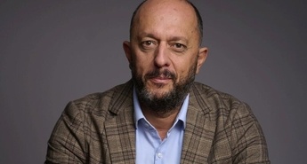 Film Obraz prihaja v Slovenijo