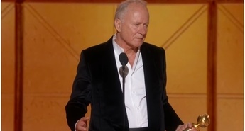 SKARSGÅRDU ZLATI GLOBUS 