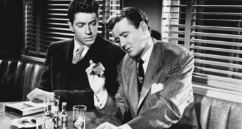 Tujca na vlaku za zaključek ciklusa