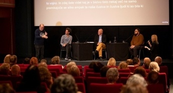 Kinodvor za gluhe in naglušne