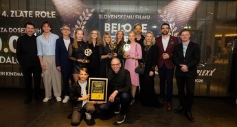 Belo se pere na devetdeset 