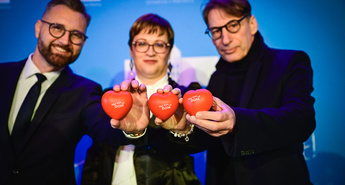 PREMIERA DOKUMENTARNEGA FILMA »VEČ KOT LE DOM«