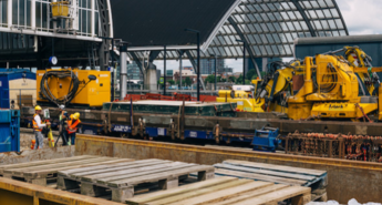 AMSTERDAMSKA POSTAJA