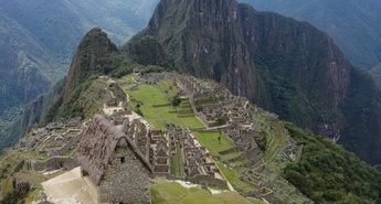 MACHU PICCHU: KAMNITO MESTO