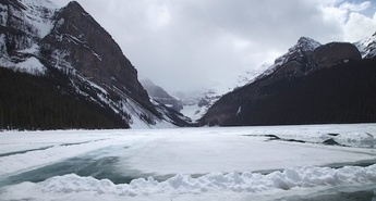 ŽELEZNICA PO SKALNEM GOROVJU