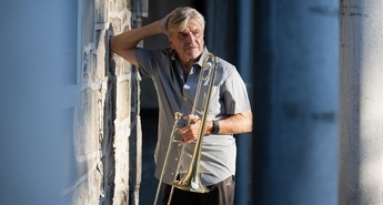 PROGRAM KOT PREGLED RAZVOJA GLASBILA