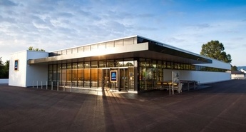 HOFER prenavlja trgovine in nabor izdelkov