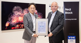 »Resnična črna (Real Black)« 