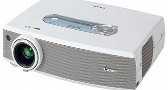 Canon z novimi večpredstavnimi projektorji