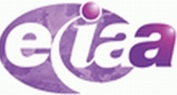 Mladi vedno več časa na spletu