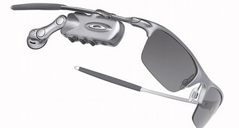 Oakley in Motorola z očali za prostoročno telefoniranje