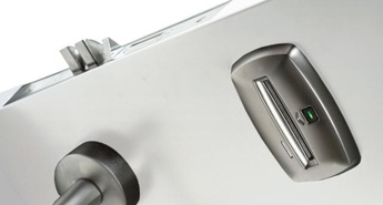 Elektronska vratna ključavnica nove generacije Signature