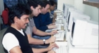 Prepogosta uporaba tipkovnice ni kriva za karpalni sindrom