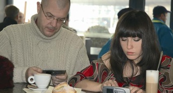 Pametni telefon za pisanje in popolno komunikacijo