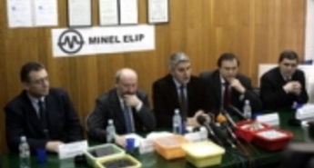 Javno uničevanje piratskih nosilcev v Srbiji