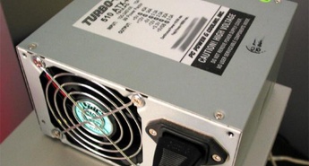 Dvakrat več za energijo in hlajenje kot za strojno opremo podatkovnih centrov