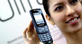 Samsung predstavil izredno tanke mobilne telefone