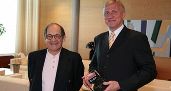 Mobile Entertainment Forum podelil nagrade za naj mobilnike