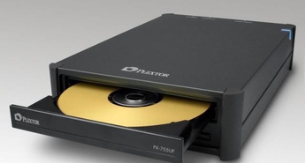 Plextor predstavil nov zunanji zapisovalnik PX-755UF