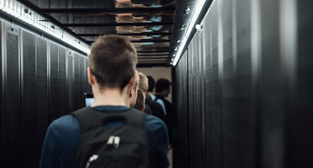 Dijaki spoznali delo v telekomunikacijah