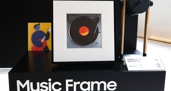 Umetna inteligenca v središču pozornosti