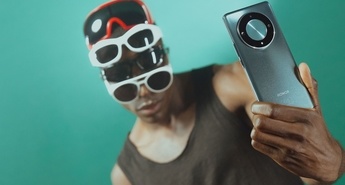 Zaslon prenese padce z višine 1,5 metra 