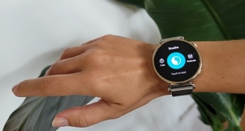 Dolga avtonomija baterije, vaje za dihanje in kompas