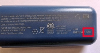 VARMFRONT prenosni polnilnik 10 400 mAh 