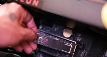 Stabilnost pred zmogljivostjo