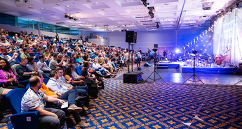 Konferenca Dynamics Minds