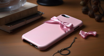 Ovitek za telefon je odlično božično darilo. Preveri, zakaj!