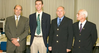 PO USPEHU NA TOUR DE L AVENIR NEKAJ TRENUTKOV VESELJA ZA KOLESARJE