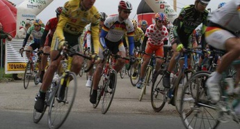 KOLESARJI SO SE BORILI Z NAJDALJŠO ETAPO DIRKE IN DANAŠNJA ZMAGA PRIPADA MITJI MAHORIČU IZ EKIPE PP