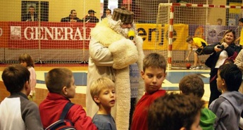 JUTRO V UTRIPU OTROK IZ ROKOMETNE ŠOLE