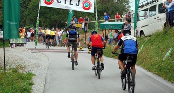 4. množični pohod in kolesarski vzpon na Šmohor
