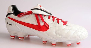 SKUPAJ ZA VEČJI VPLIV ŠPORTA V BOJU PROTI VIRUSU HIV V AFRIKI