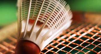 Športne navdušence vabimo na smučanje v Heiligenblut ter na osnovni tečaj badmintona